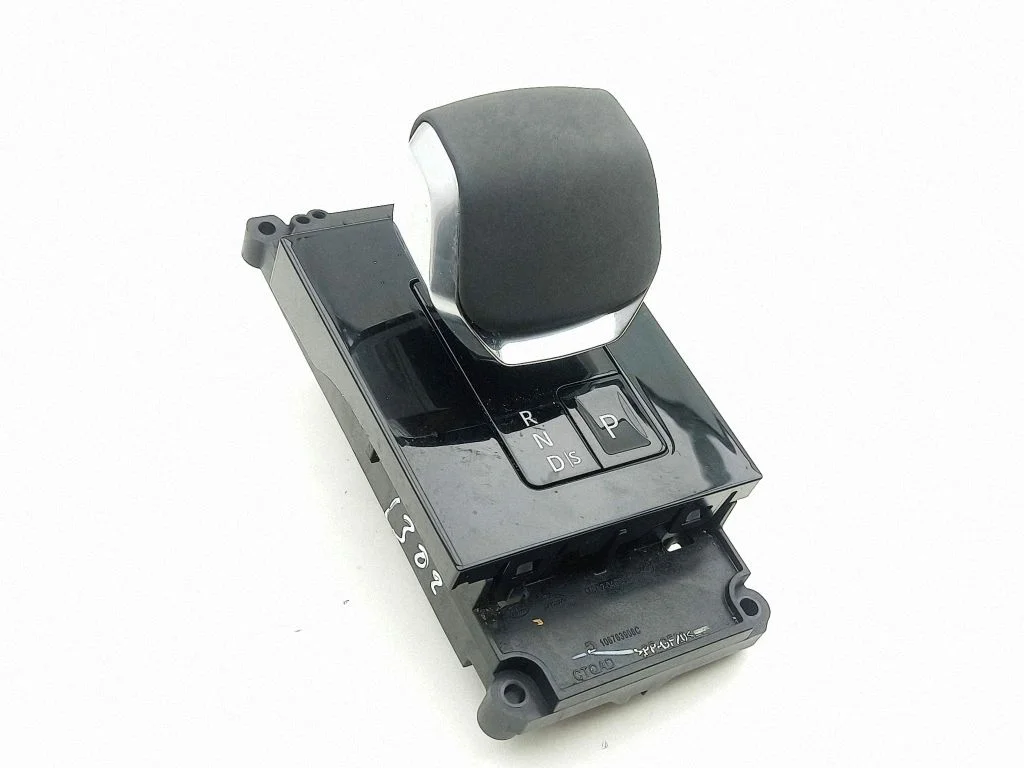 Gear selector M8A2046C34A
