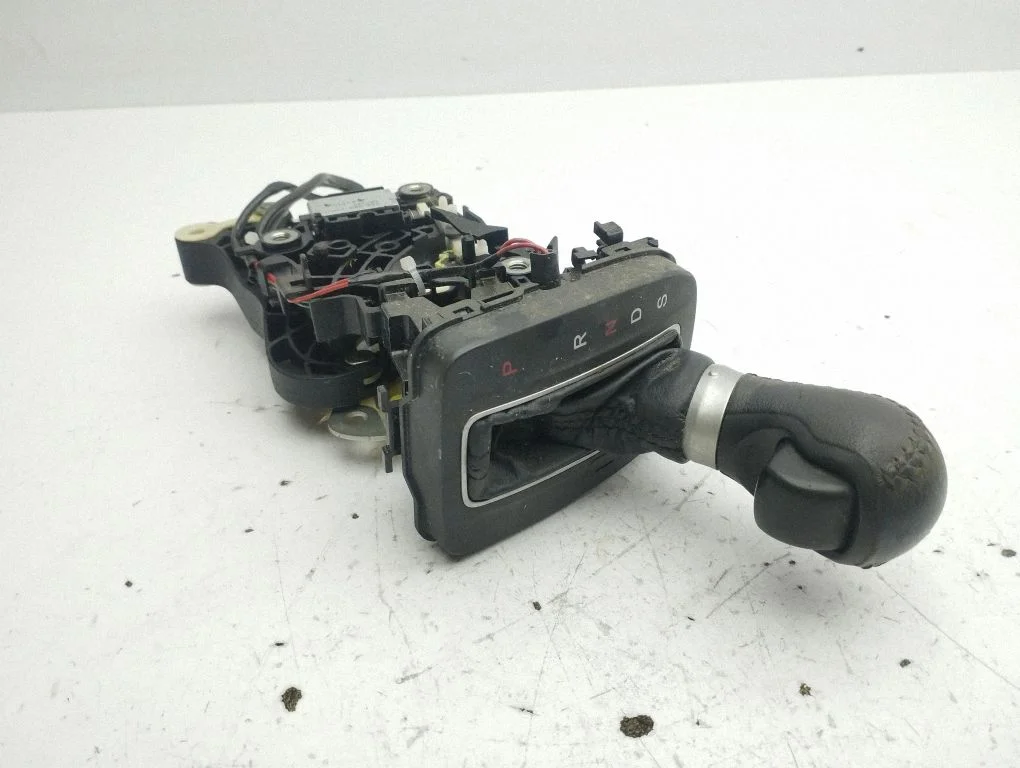 Gear selector TL0E800