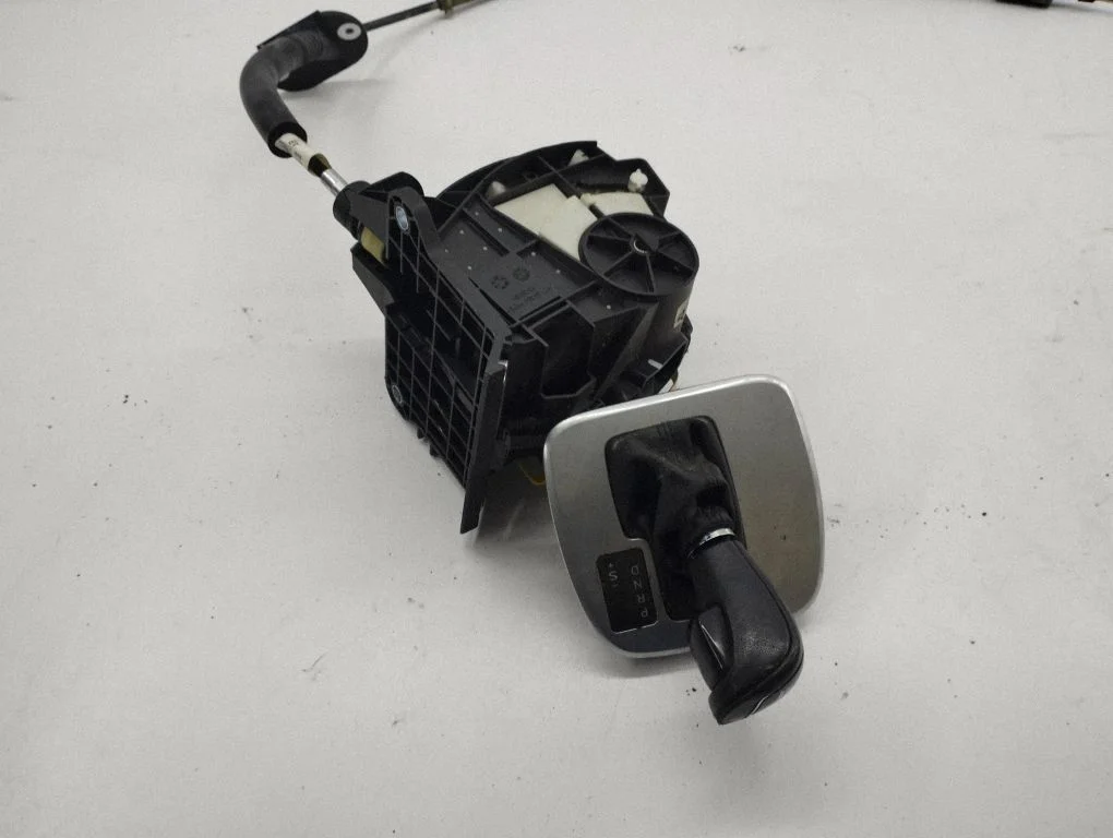 Gear selector 213519