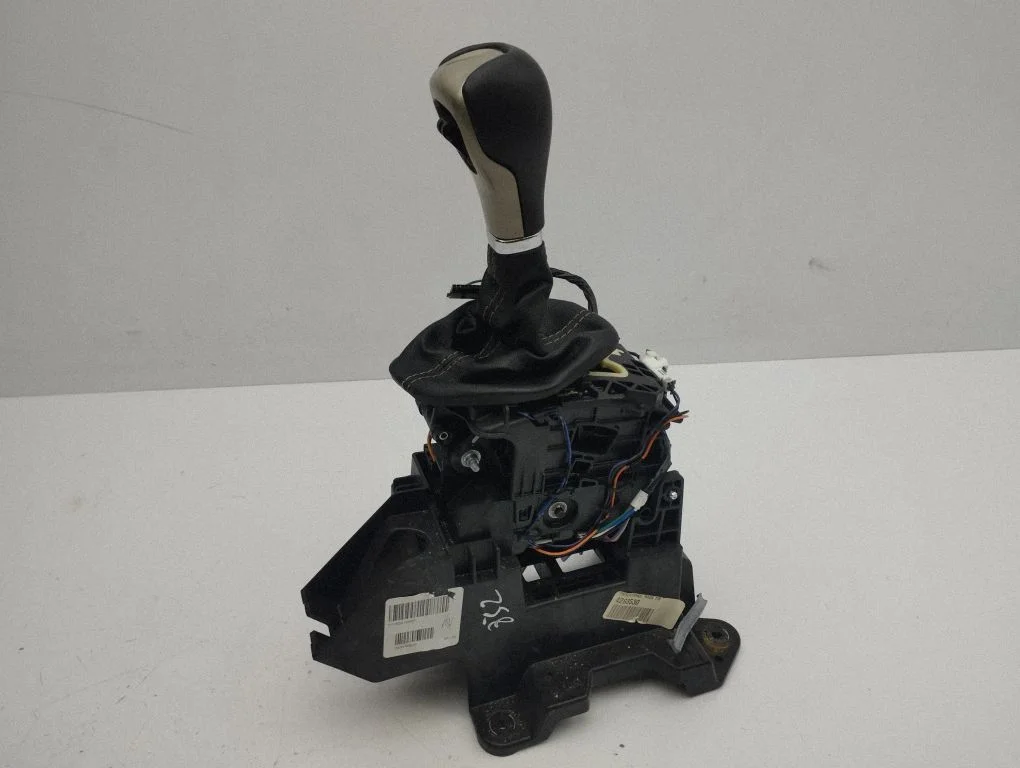 Gear selector 1WS541X9AE