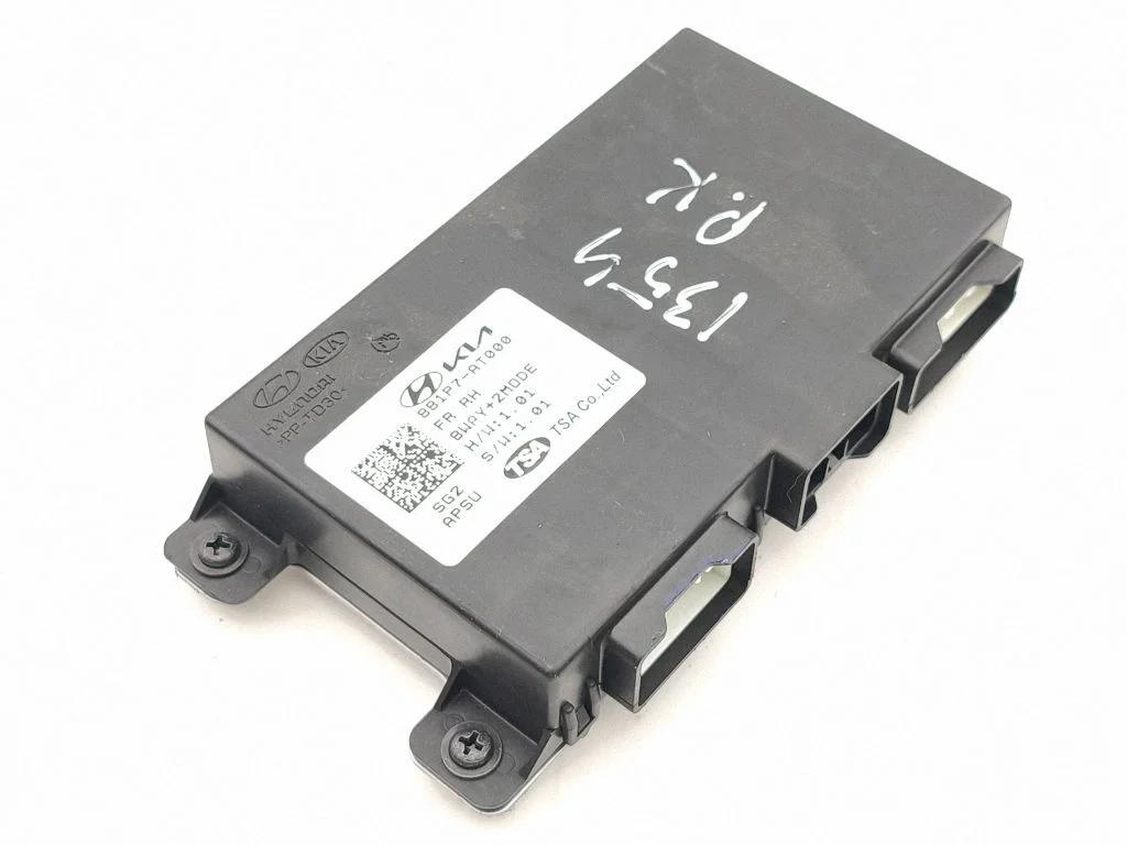 Seat control module 881P7AT000