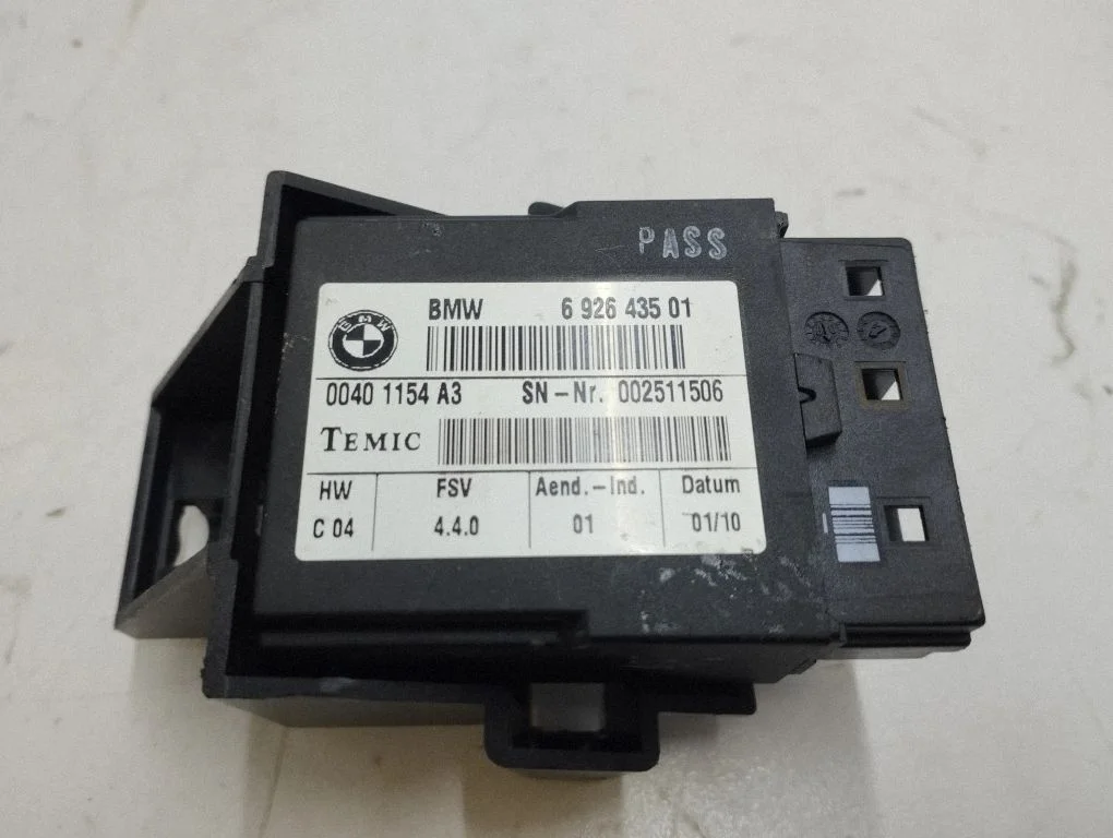 Seat control module 692643501