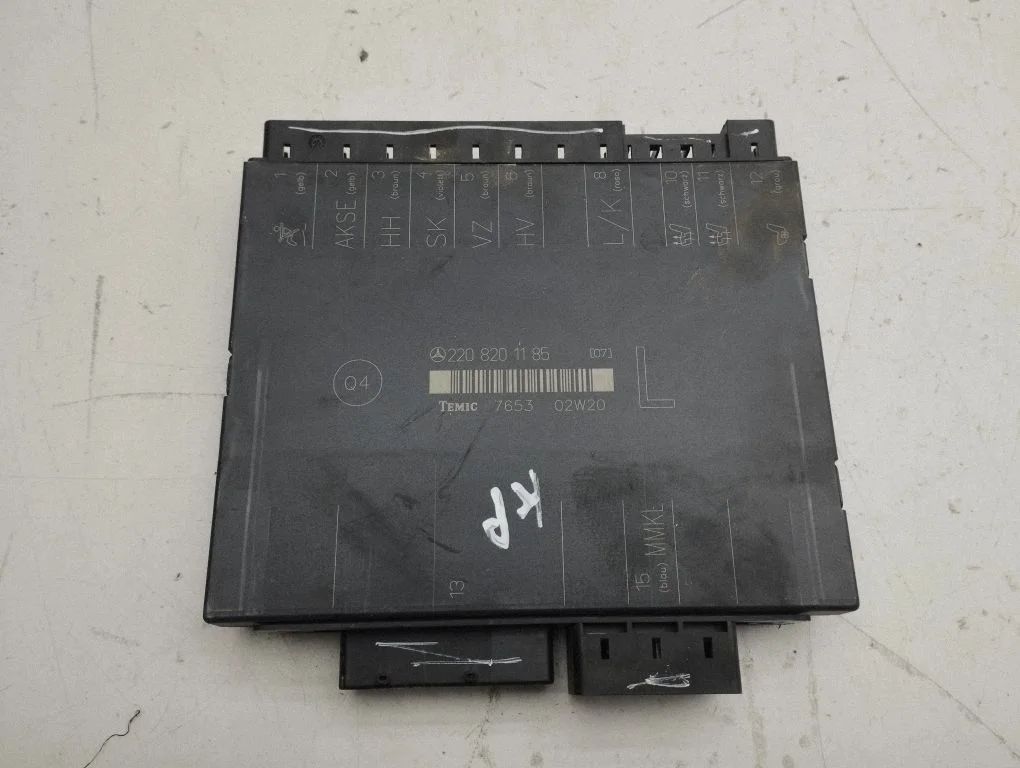 Sēdekļa vadības bloks – Mercedes-Benz S klase W220 (1998-2006)