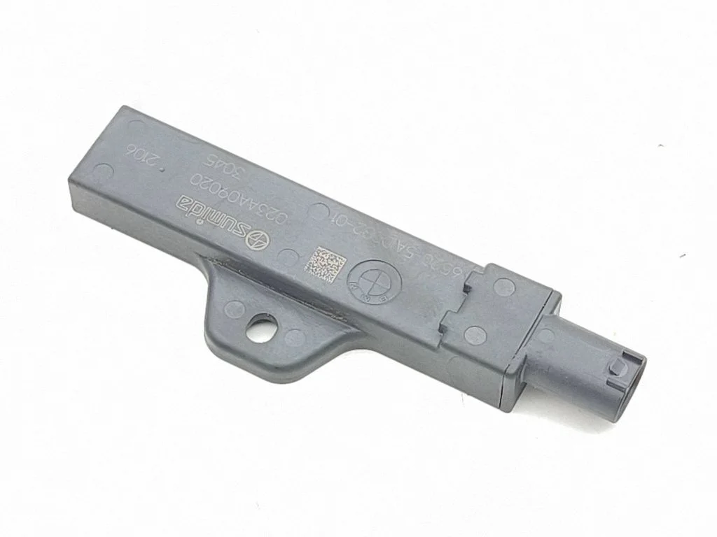 Bezatslēgas sistēmas KESSY (keyless) vadības bloks/modulis 65205A1D0B201