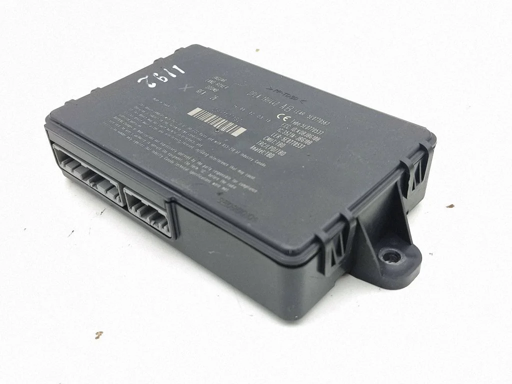 Keyless (KESSY) go control unit/module 5E0770567