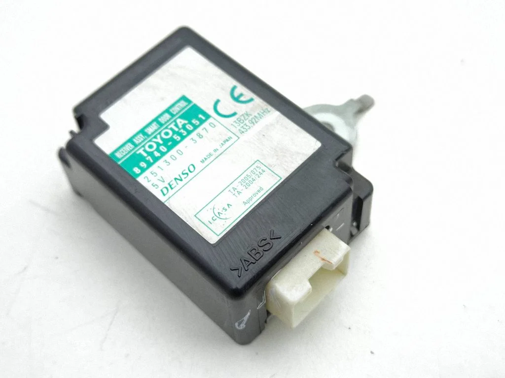 Moduł systemu bezkluczykowego KESSY (keyless) 8974053051