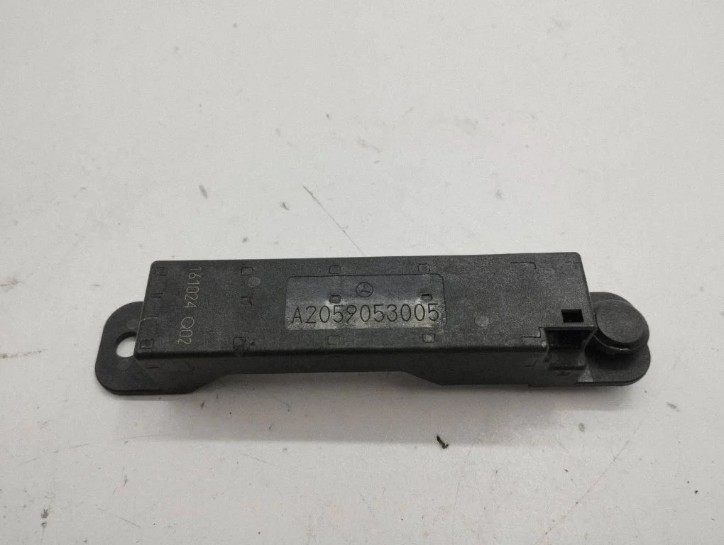 Keyless (KESSY) go control unit/module – Mercedes-Benz E-Class W213 (2016-)