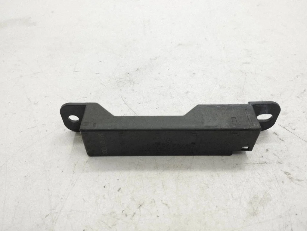 Keyless (KESSY) go control unit/module – Mercedes-Benz E-Class W213 (2016-)