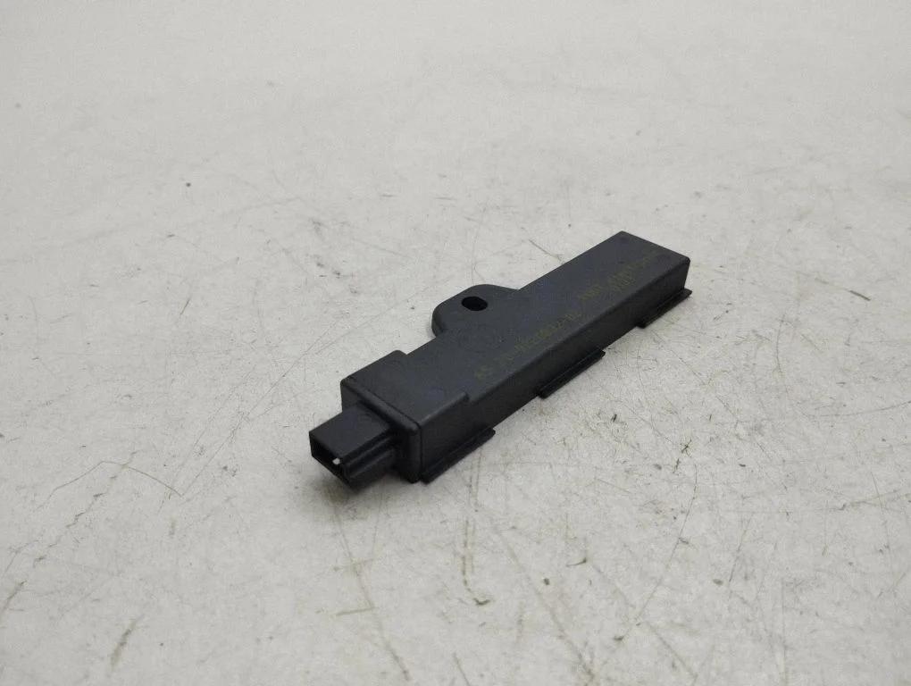 Keyless (KESSY) go control unit/module 9220832