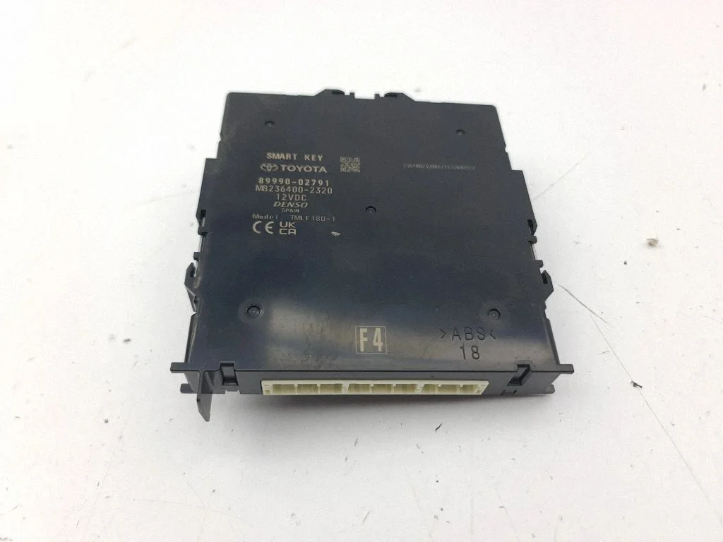 Bezatslēgas sistēmas KESSY (keyless) vadības bloks/modulis 8999002791
