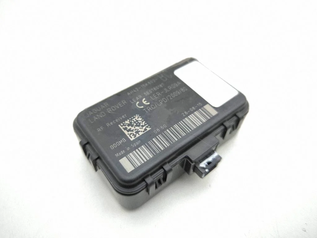 Bezatslēgas sistēmas KESSY (keyless) vadības bloks/modulis AH4215K602A