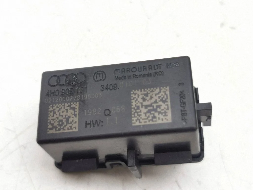 Keyless (KESSY) go control unit/module – Audi A7 S7 4G (2011-2017)