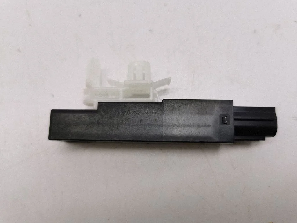 Võtmeta süsteemi KESSY (keyless) juhtplokk/moodul – Mazda CX-5 (2012-2017)