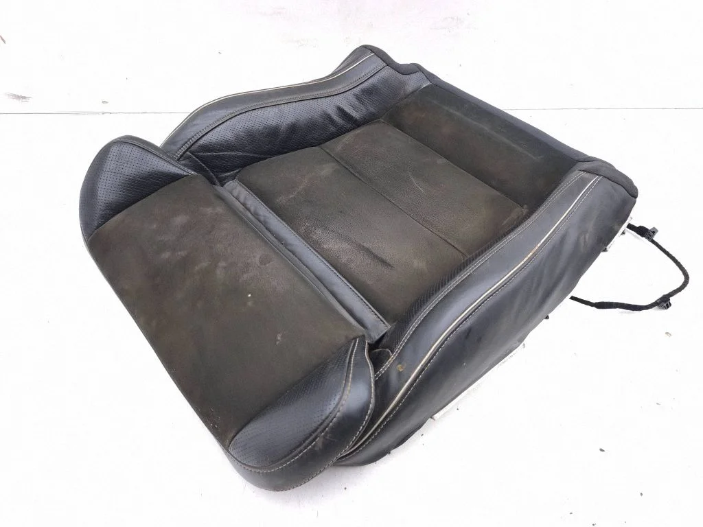 Driver seat console base – right