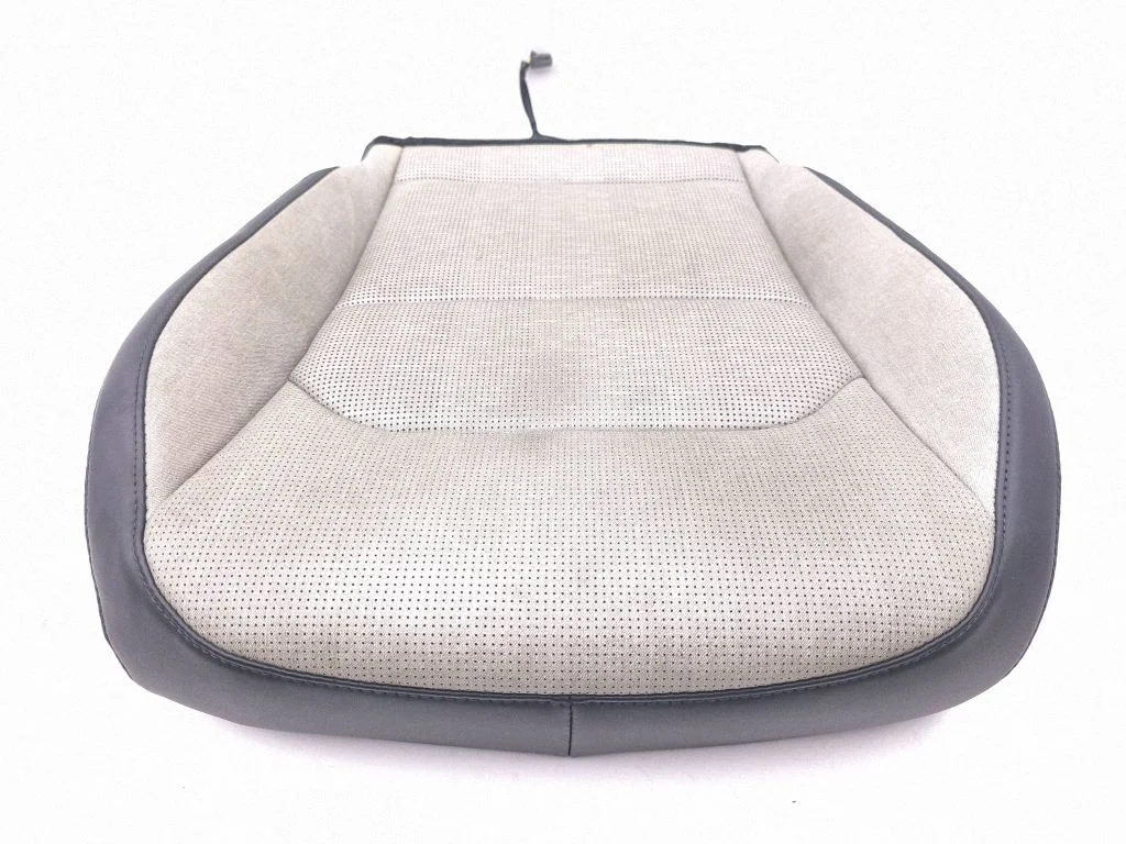 Driver seat console base – KIA Niro (2022-)