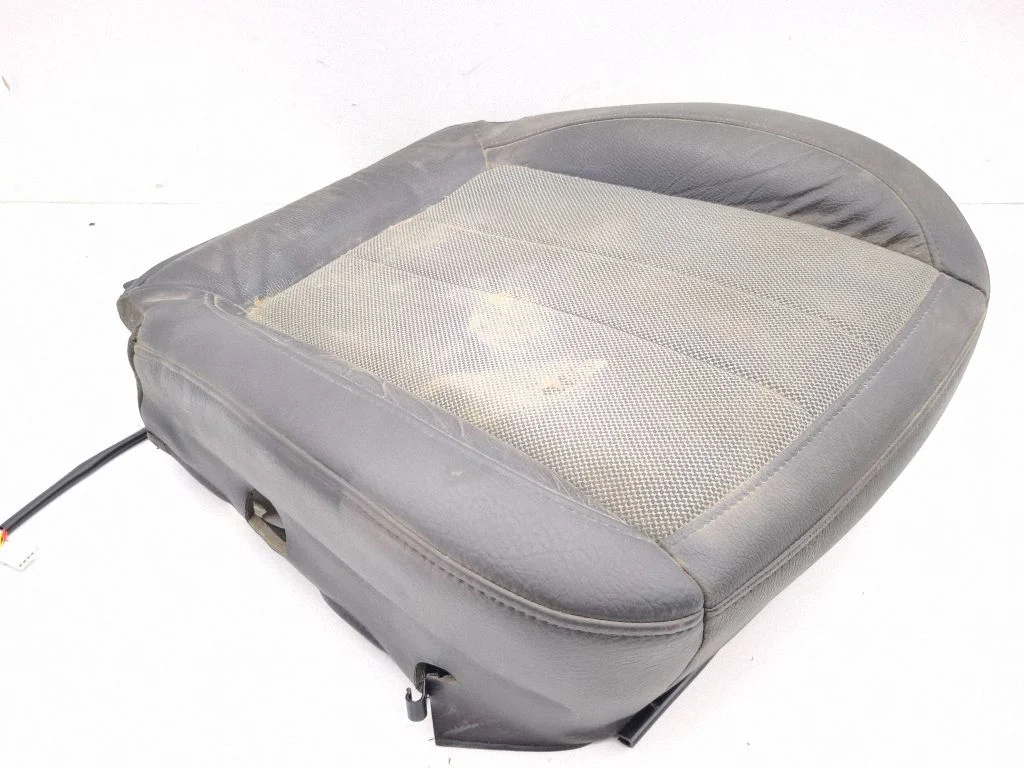 Driver seat console base – right