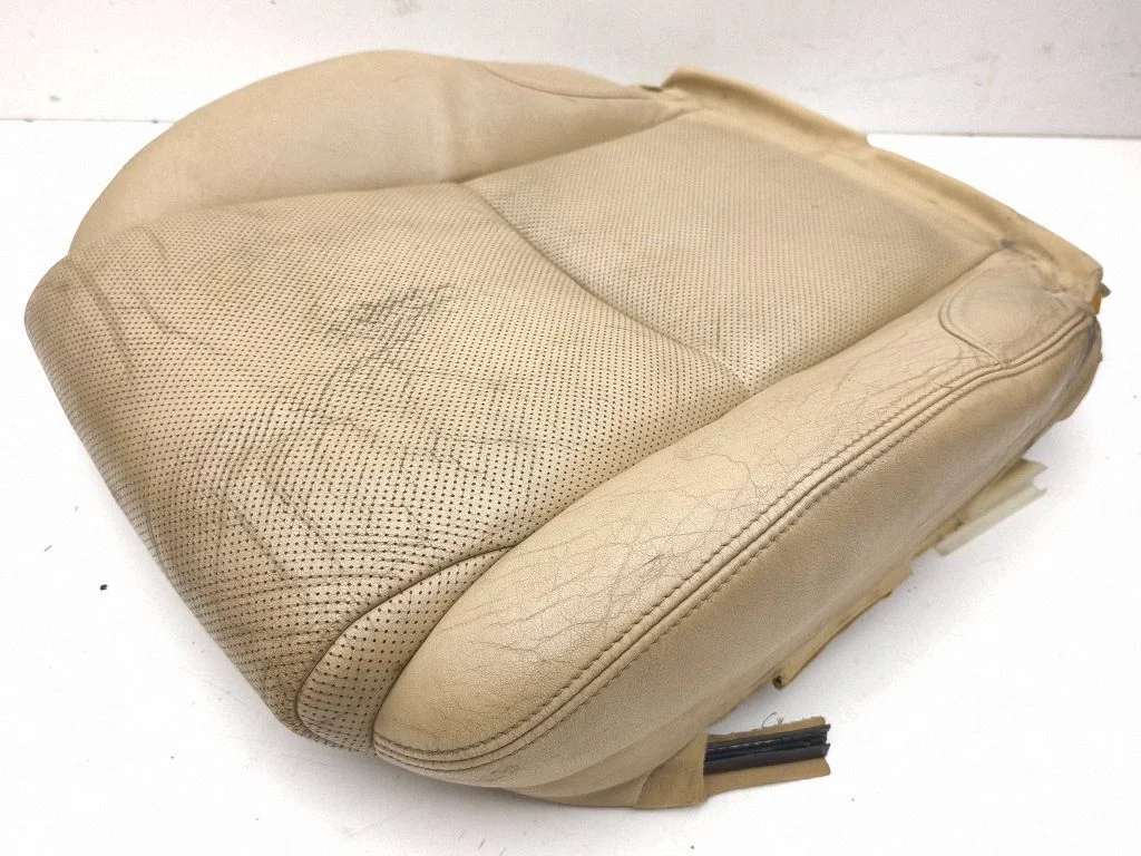Driver seat console base – Lexus IS 220D-250-350 (2006-2013)