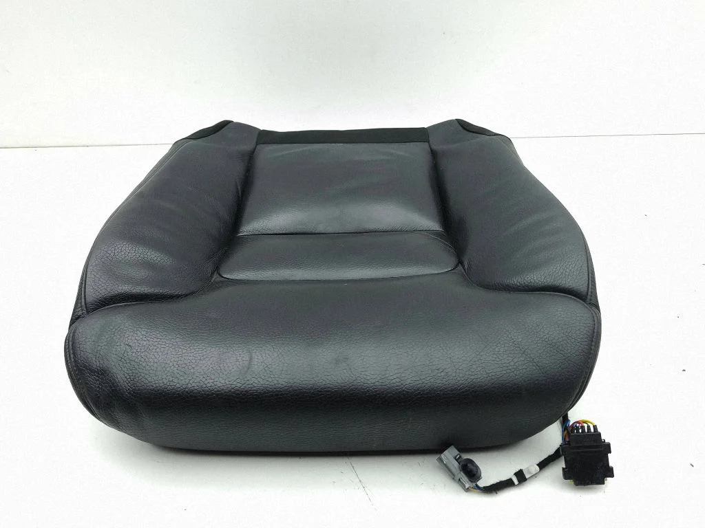 Driver seat console base – right