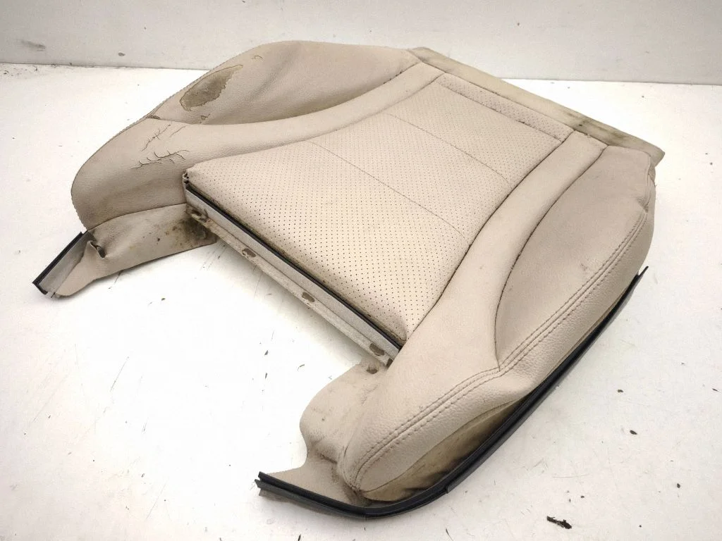 Driver seat console base – BMW 2 Series Active Tourer U06 (2021-)