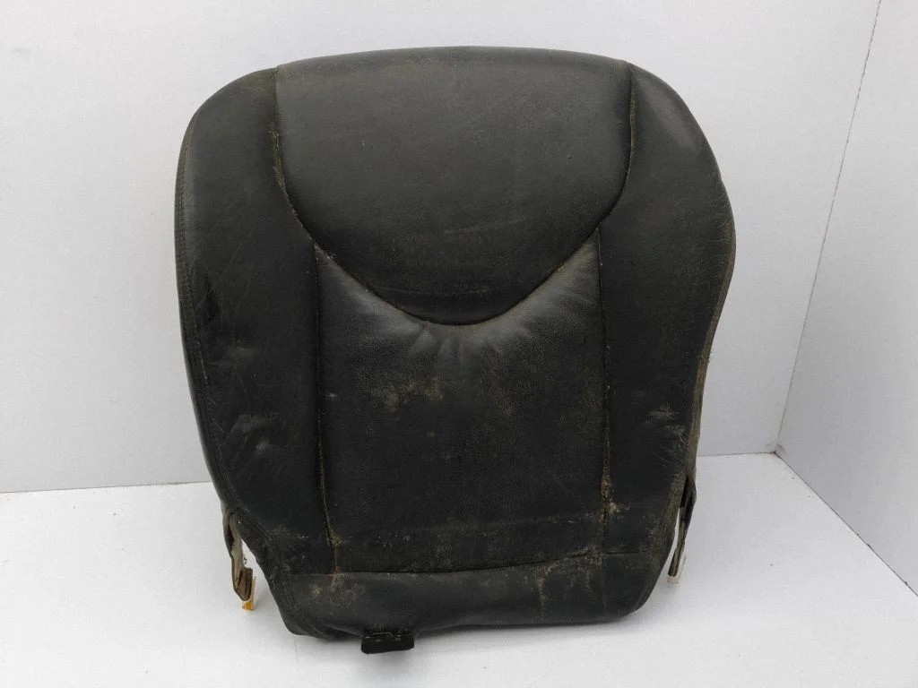 Driver seat console base – Toyota RAV 4 (XA30) (2006-2016)