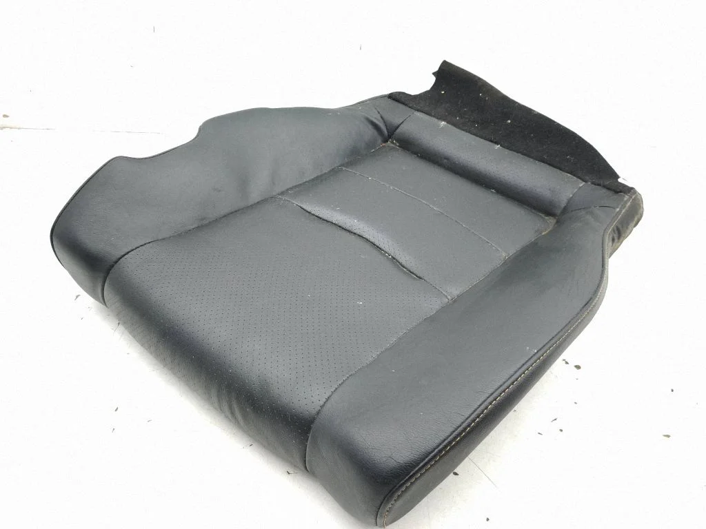 Esimese kõrvalistuja istme alus – Nissan 350Z (2002-2009)
