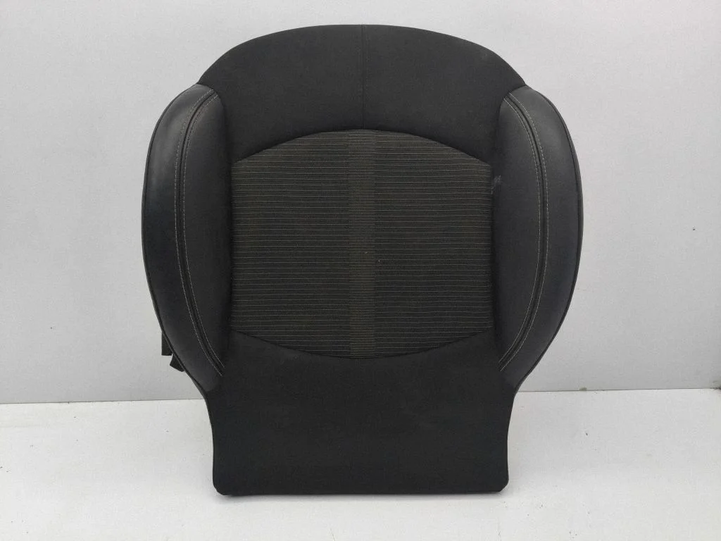 Esimese kõrvalistuja istme alus – Mini Cooper Countryman R60 (2011-2016)