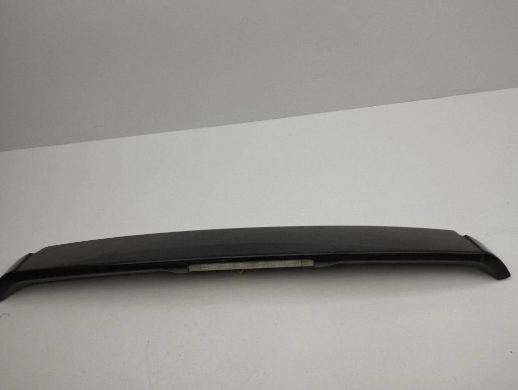 Tailgate/trunk spoiler 7608542040