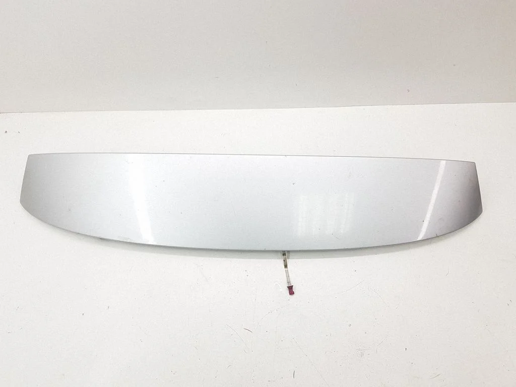 Tailgate/trunk spoiler 8235987