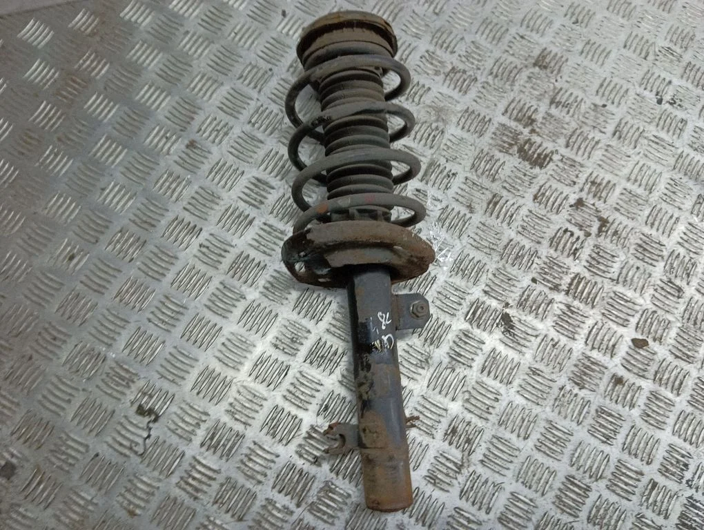 Front shock absorber with coil spring – Peugeot 2008 I (2013-2019)