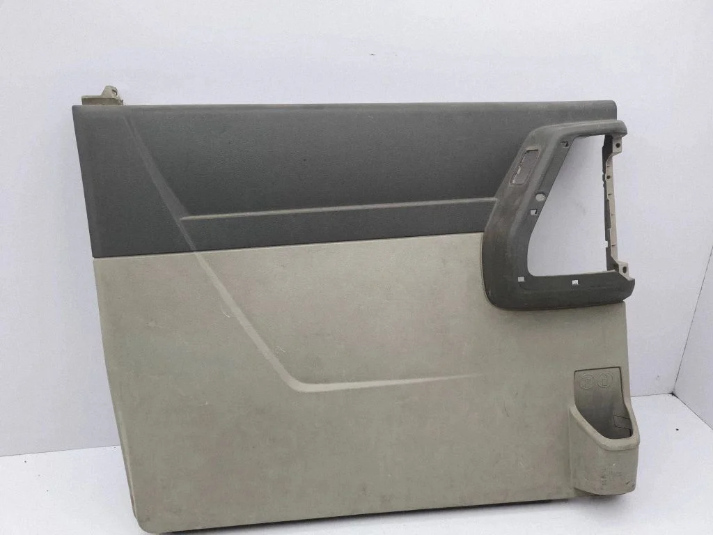 Sliding door card – Chrysler Town & Country V (2008-2016)