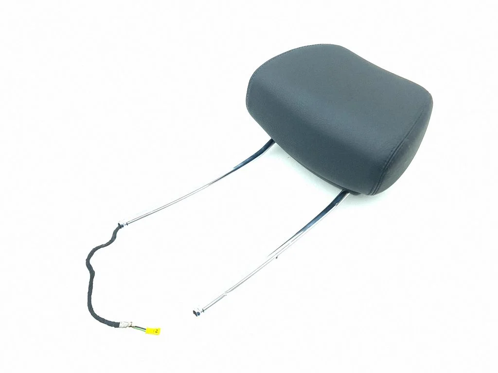 Front seat headrest – Mercedes-Benz CLS-Class C218 X218 (2011-2017)
