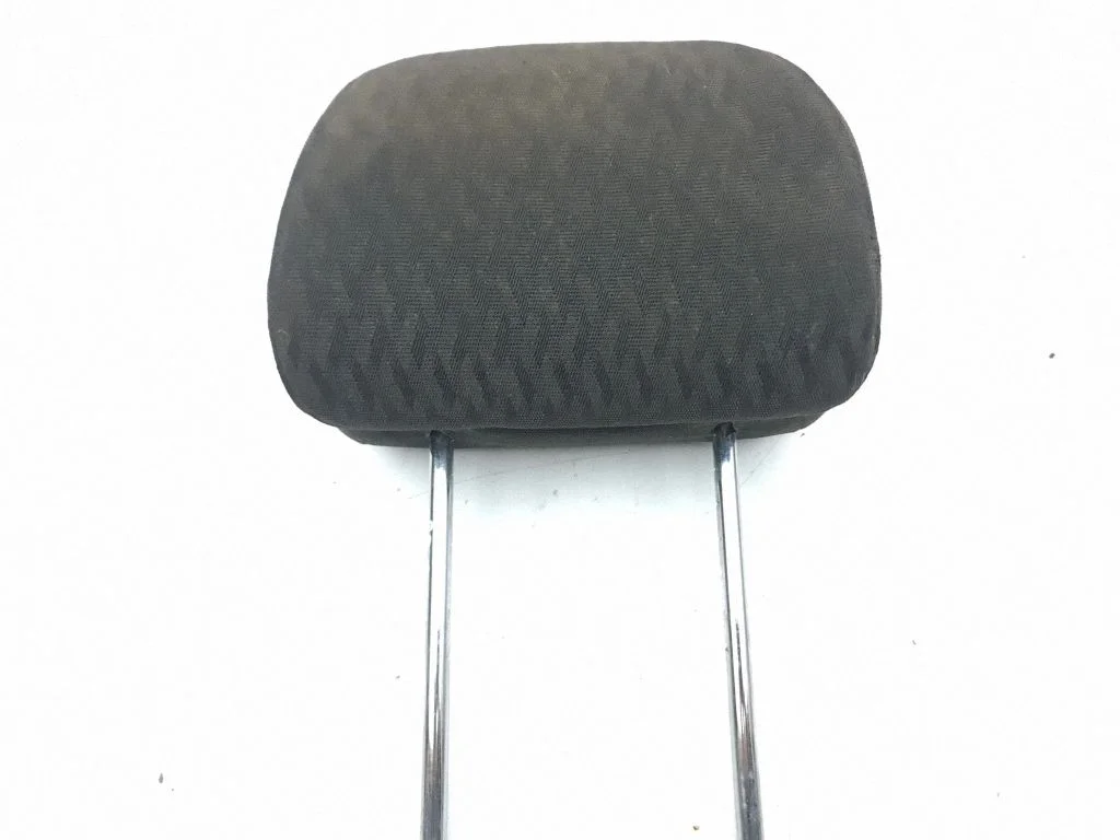 Front seat headrest – BMW 3 Series E46 (1998-2005)