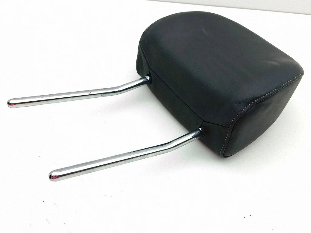 Esiistme peatugi – Audi A4 S4 B9 (2015-2019)
