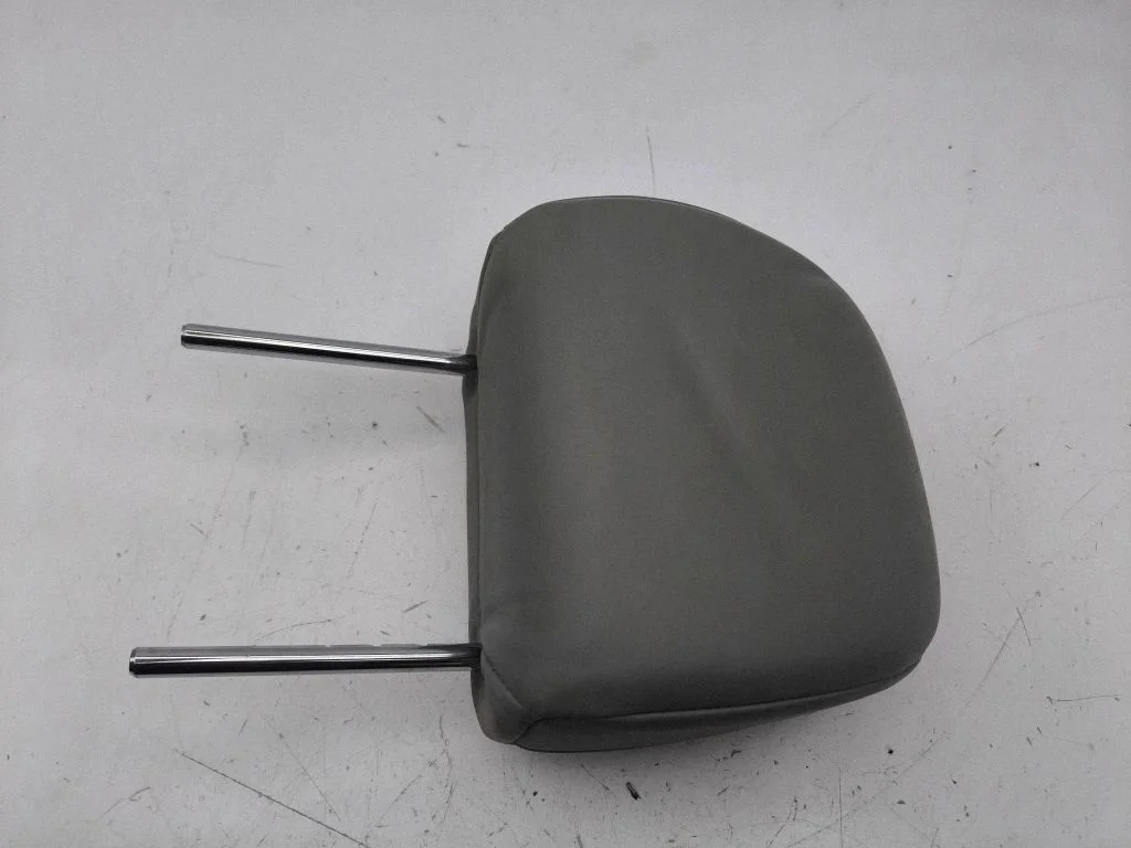 Front seat headrest – Lexus IS 220D-250-350 (2006-2013)