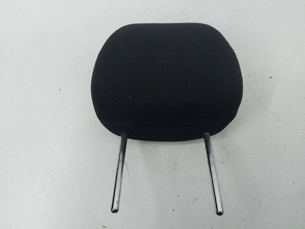 Front seat headrest – Honda CR-V (2007-2012)
