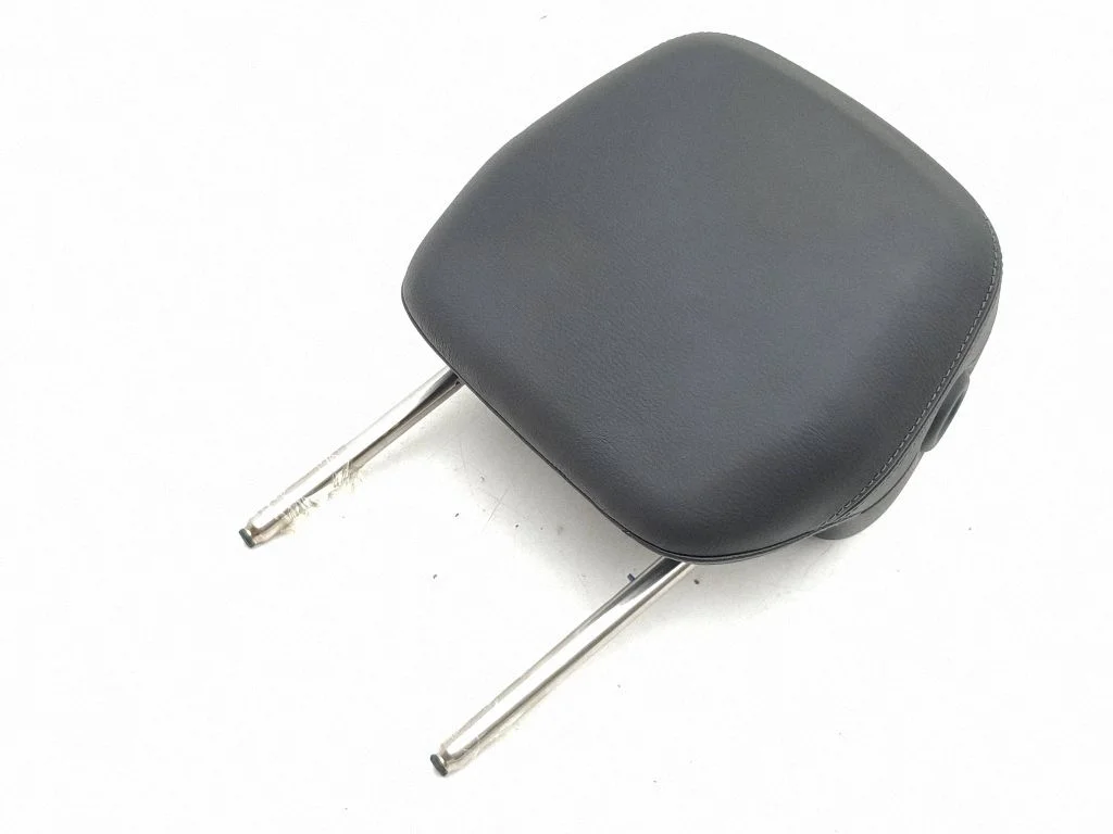 Rear seat headrest – Porsche Cayenne (92A) (2010-2017)