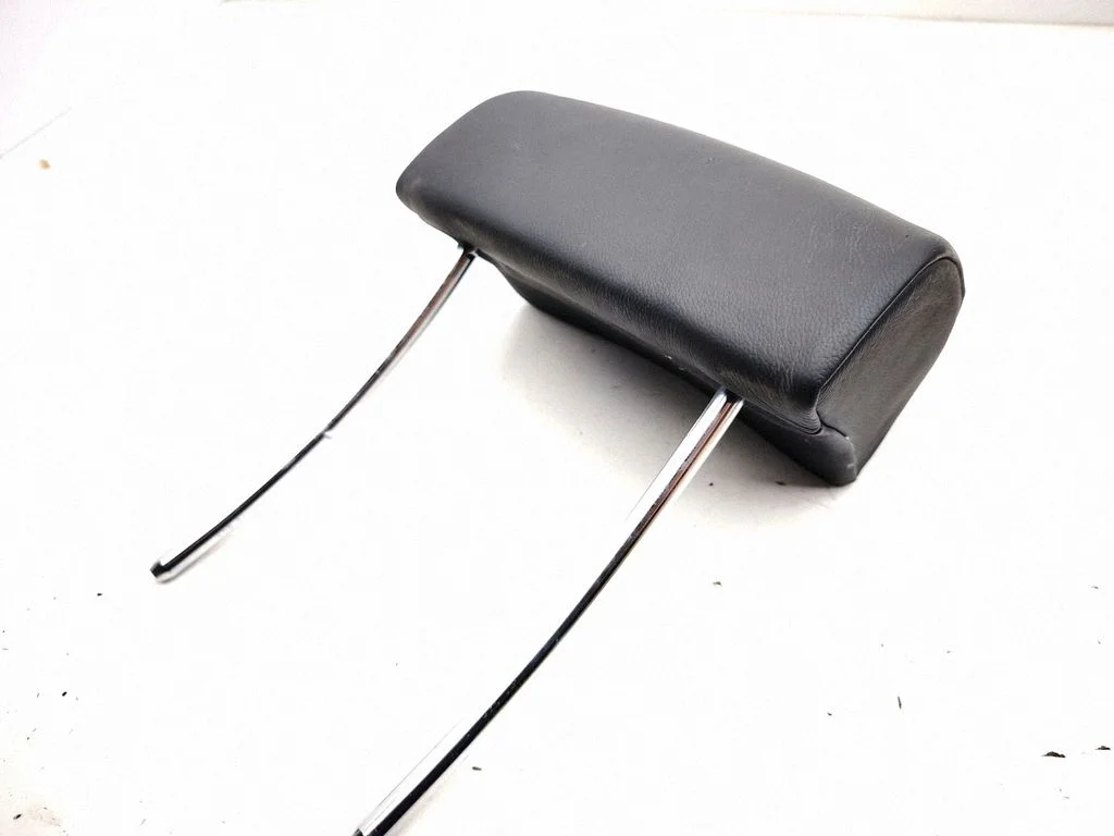 Rear seat headrest – BMW 7 Series E65 E66 (2001-2008)