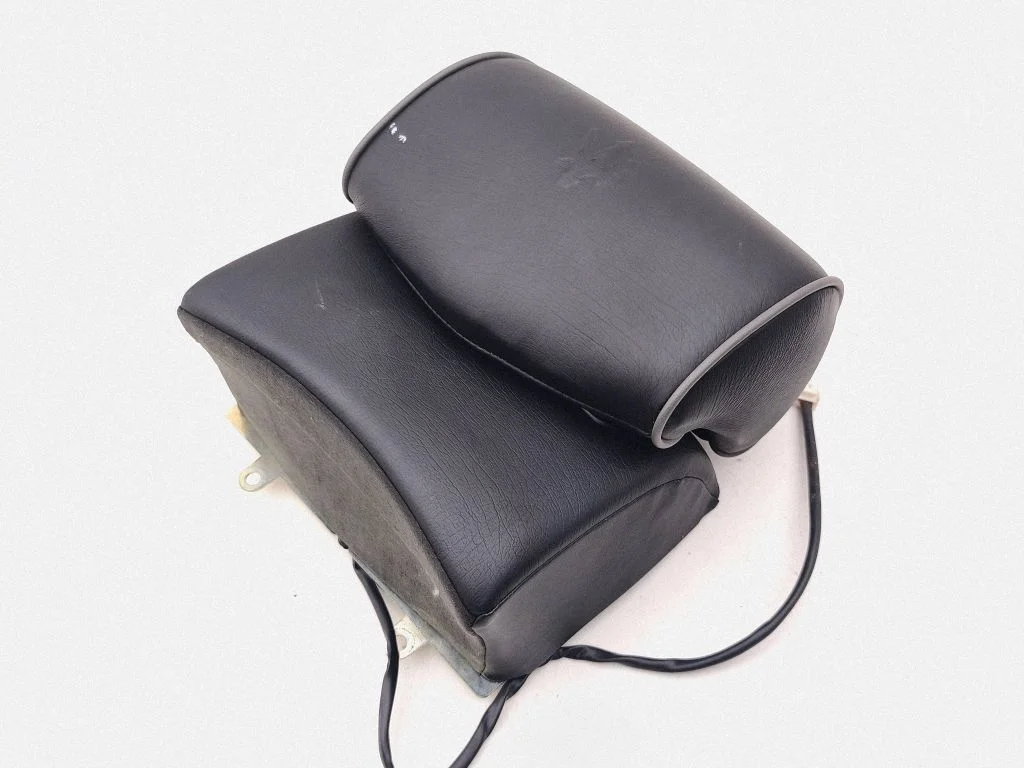 Rear seat headrest 30817705A