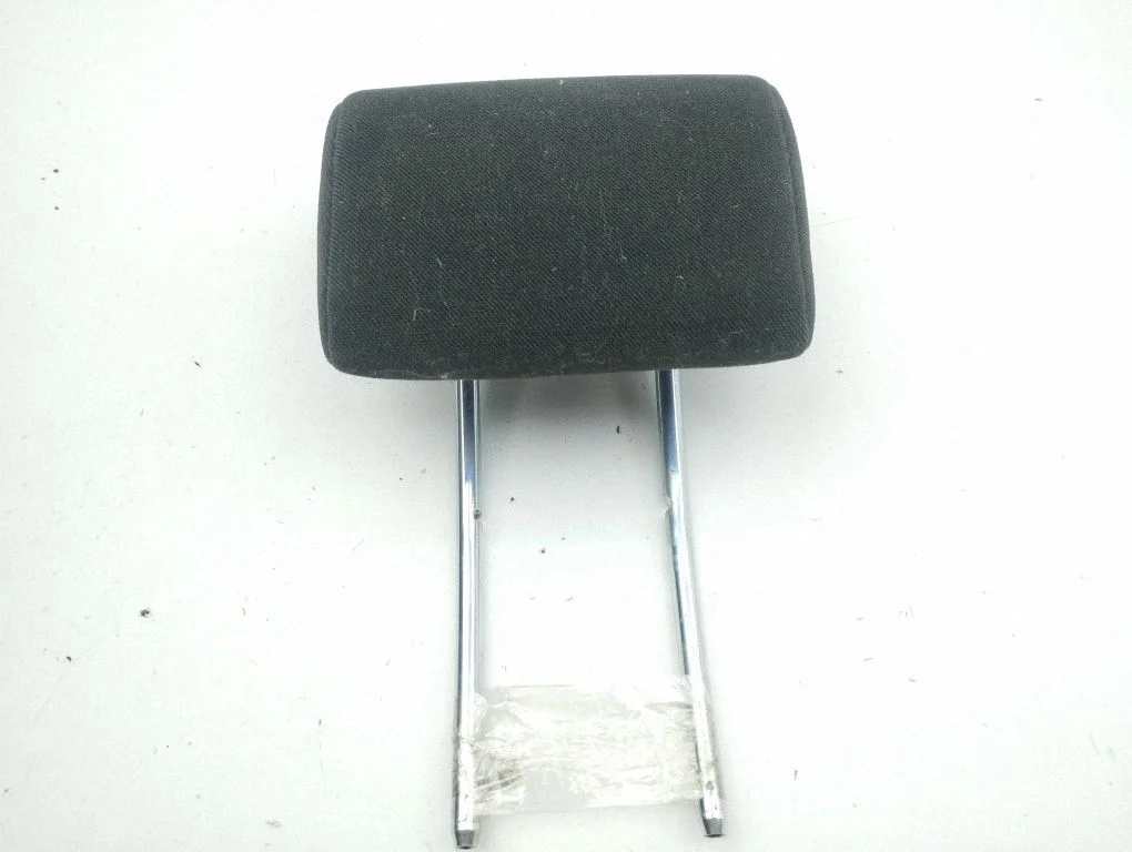 Rear seat headrest – Ford Focus C-MAX (2003-2010)