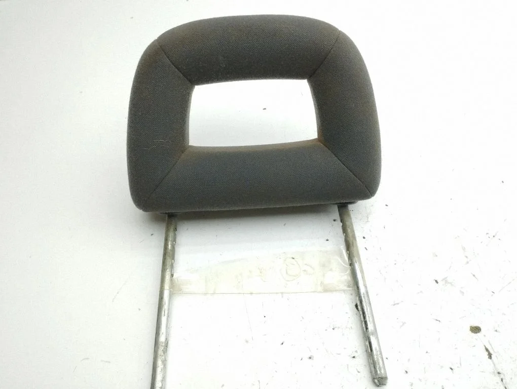 Third row seat headrest – Volkswagen Sharan (2001-2010)