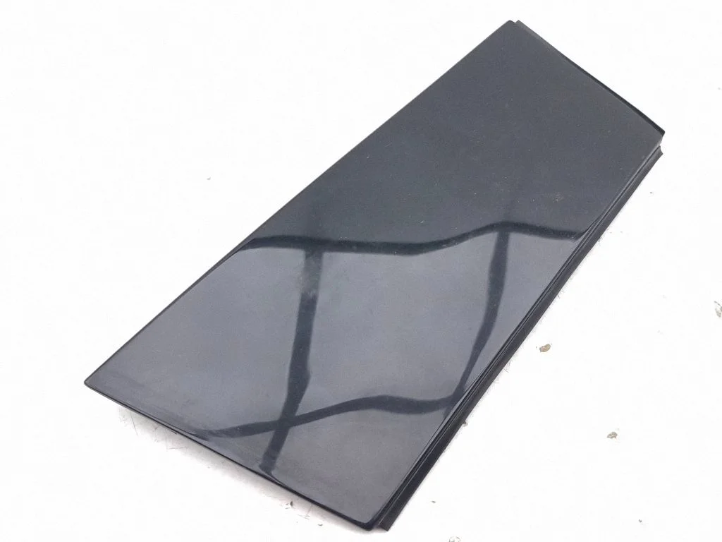 Front door glass trim molding 76891CD000