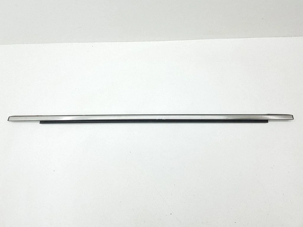 Front door glass trim molding – left