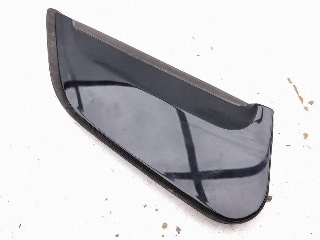 Rear door glass trim molding 5A2FC94