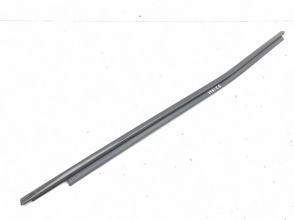 Rear door glass trim molding 5A2FC5103