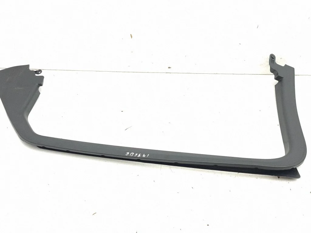 Listwa szyby drzwi tylnych LJ8BR247B56ACW