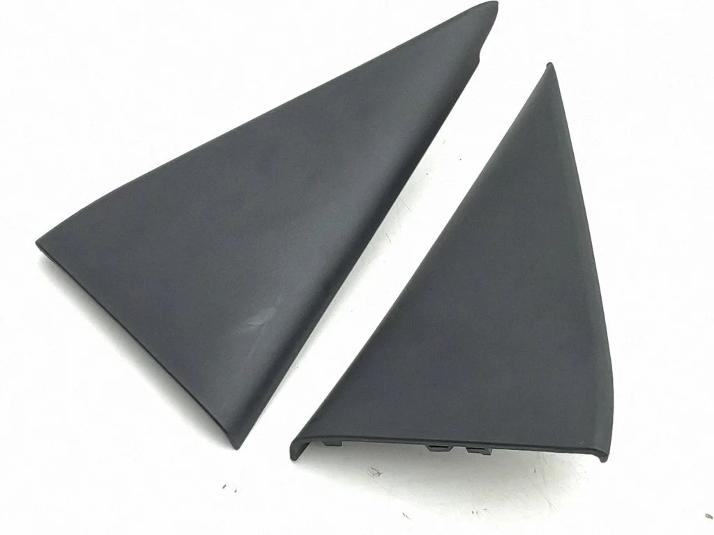 Listwa szyby drzwi tylnych EG2168515