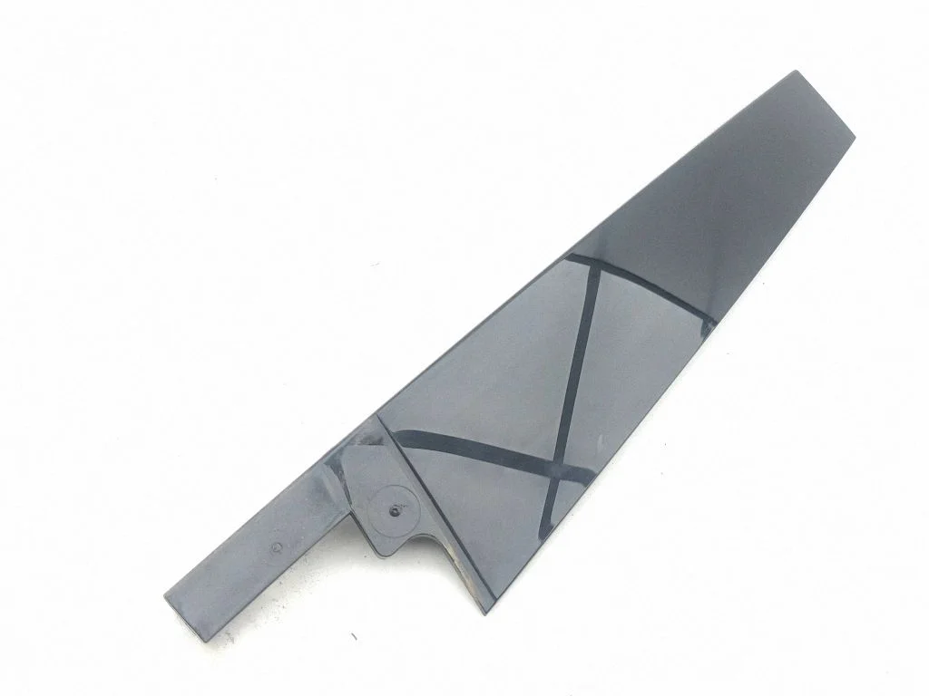 Tagaukse klaasi liist 3J0839902