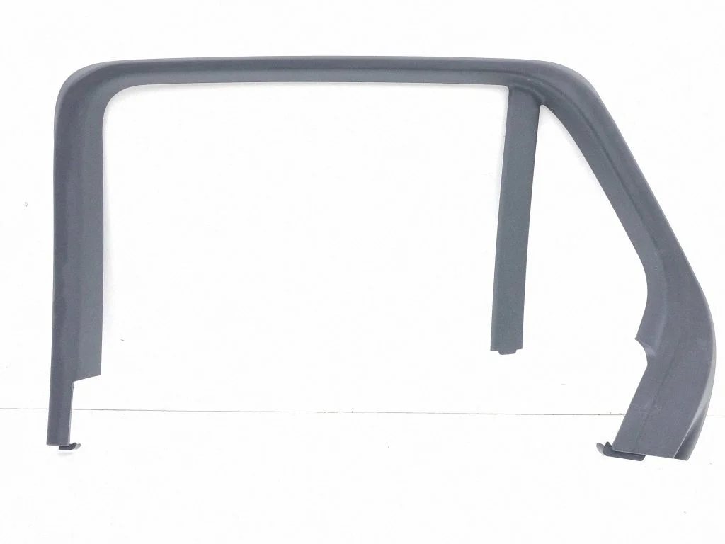 Rear door glass trim molding A2537370471