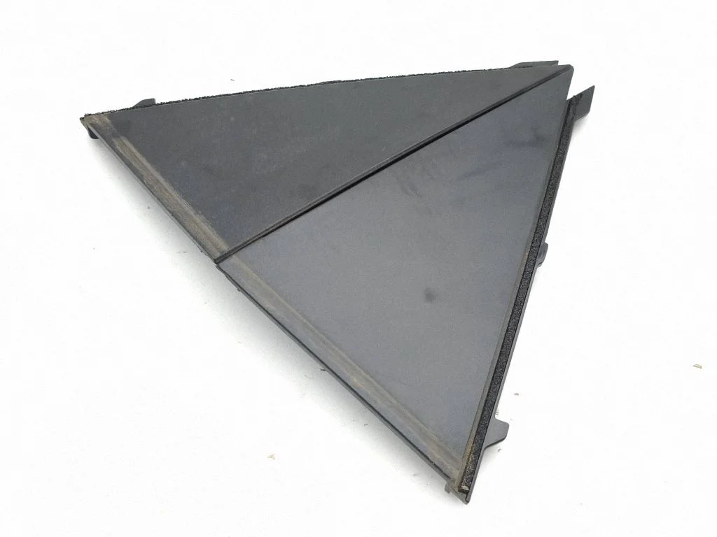 Tagaukse klaasi liist 83840G5000