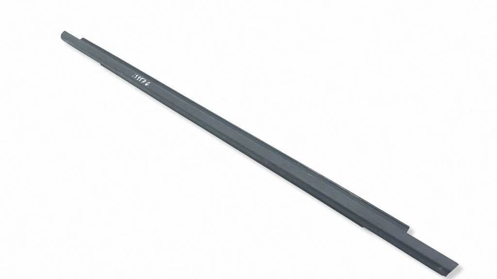 Rear door glass trim molding – left